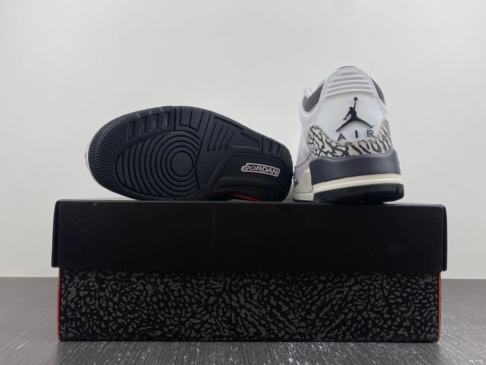 Retro Sneak DX6665-100 Jordan (GS) Hide 3 - N' 0205